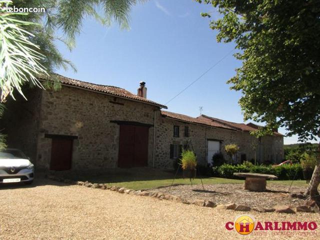 Maison vente à Rochechouart, Saint-auvent