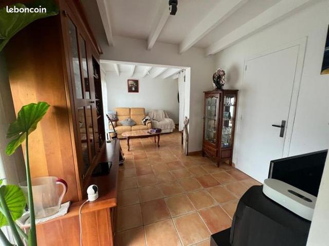Maison vente à Saintes, Mortagne-sur-gironde