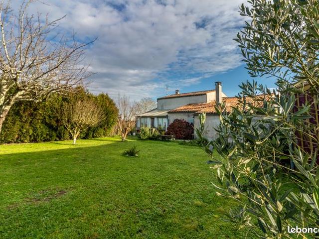 Maison vente à Saint-Sornin, Charente