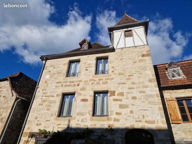 Maison vente à Figeac, Fons