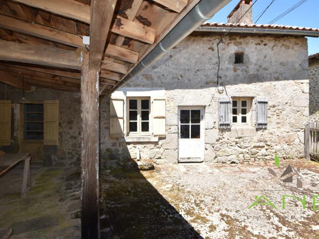 Maison vente à Nontron, Busserolles