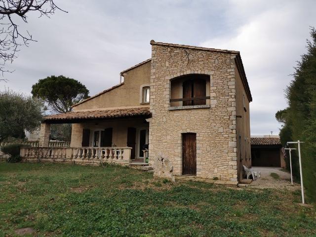 Maison location à Nîmes, Rochefort-du-gard