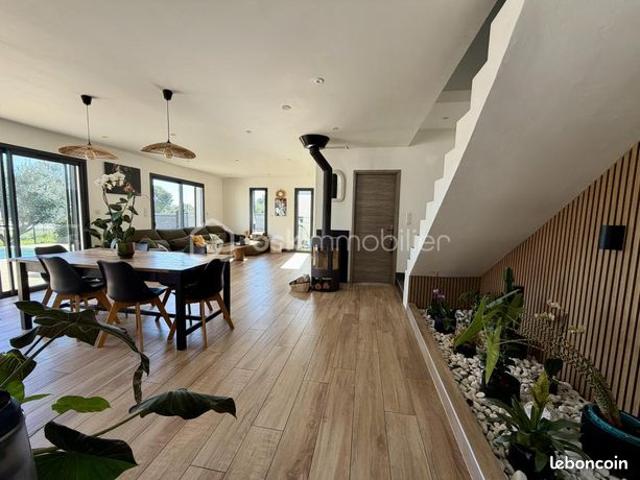 Maison vente à Arrondissement de Toulon, La Londe-les-maures