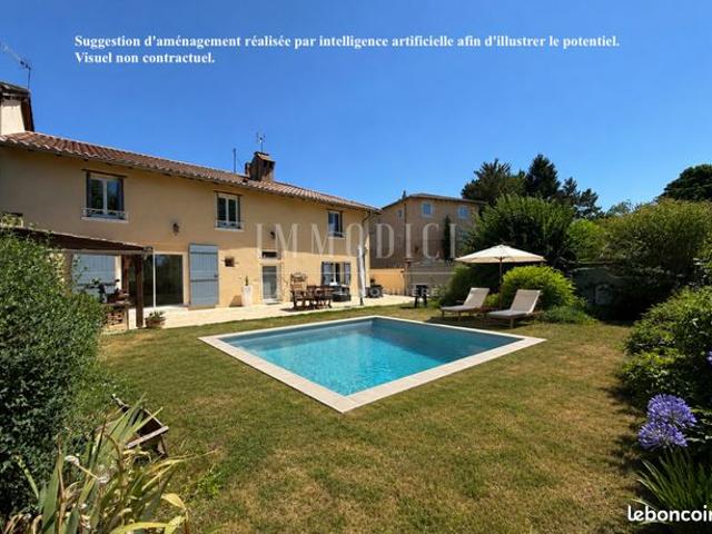 Maison vente à Bourg-en-Bresse, Mogneneins