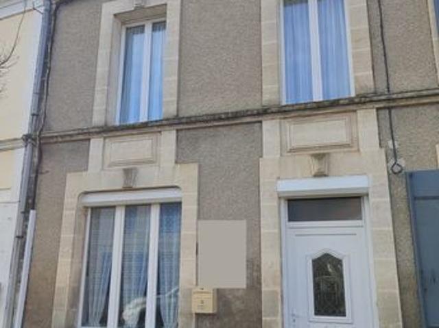 Maison vente à Jonzac, Saint-bonnet-sur-gironde