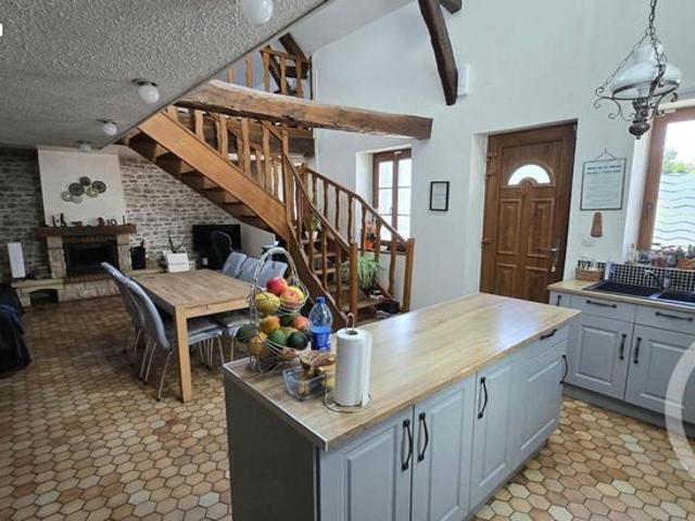Maison vente à Senlis, Saint-vaast-de-longmont
