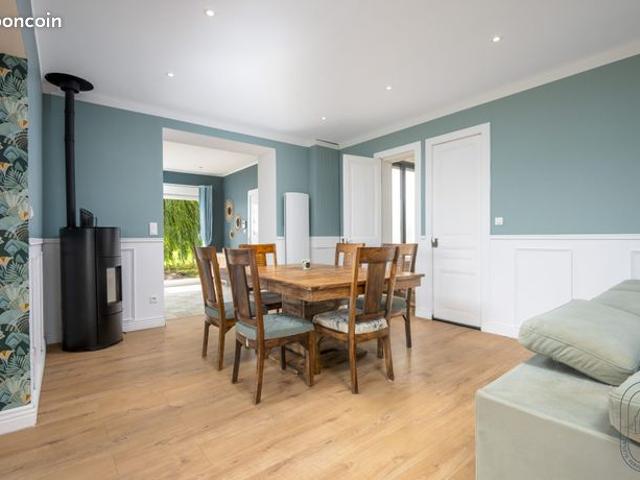Maison vente à Dunkerque, Esquelbecq