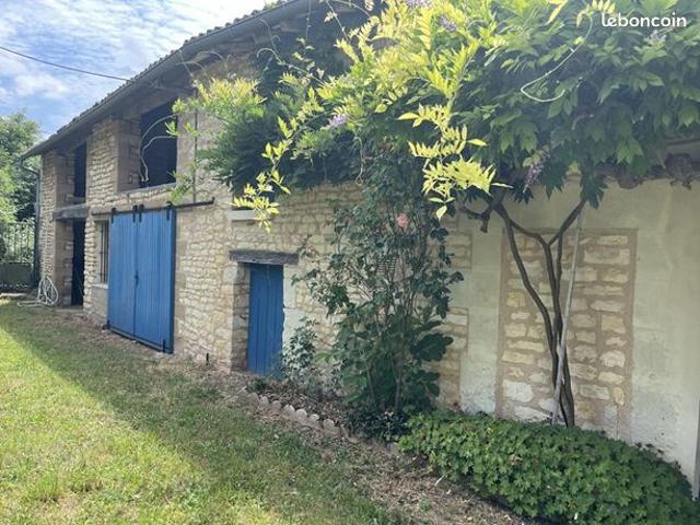 Maison vente à Châtellerault, Monts-sur-guesnes