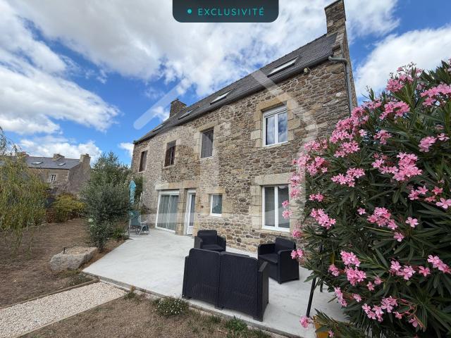 Maison vente à Les Vignes, Saint-Méloir-des-Bois