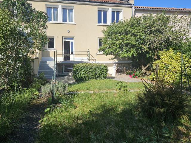 Maison vente à Poitiers, Vienne
