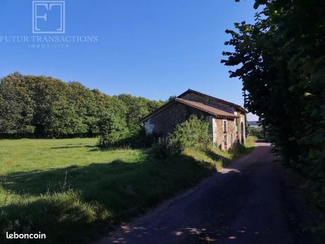 Maison vente à Nontron, Sainte-croix-de-mareuil