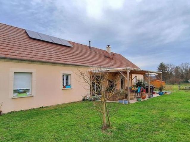 Maison vente à Saint-Amand-Montrond, Saulzais-le-potier