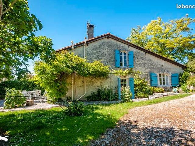Maison vente à Périgueux, Bouteilles-saint-sébastien