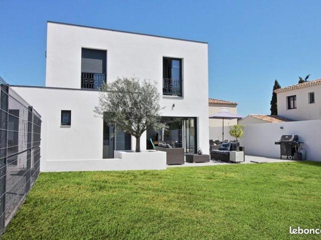 Maison vente à Carpentras, Sainte-cécile-les-vignes
