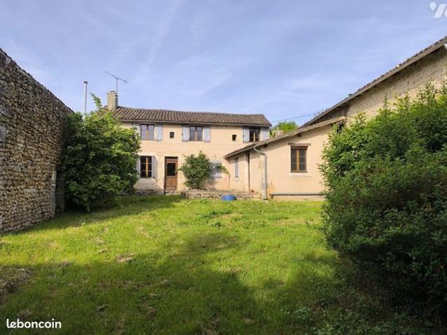 Maison vente à Montmorillon, Brux