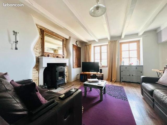 Maison vente à Nanteuil-en-Vallée, Charente