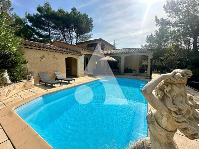 Maison vente à Apt, La Tour-d'aigues