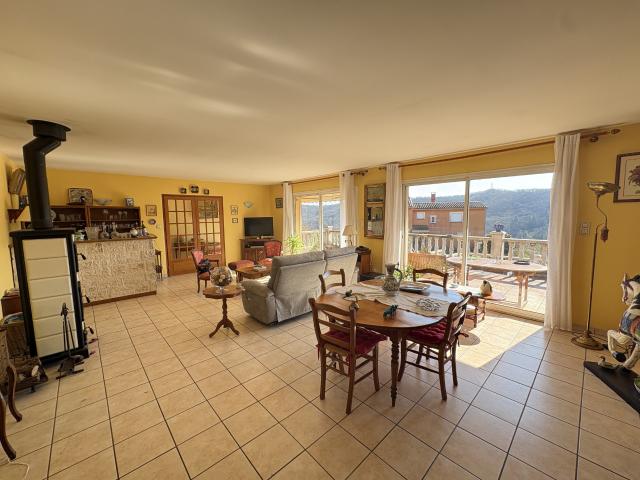 Maison vente à Le Py, Broquiès