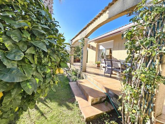 Maison vente à Nîmes, Aigues-mortes