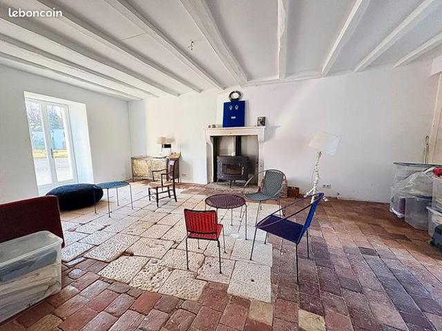 Maison vente à Montmorillon, Béthines