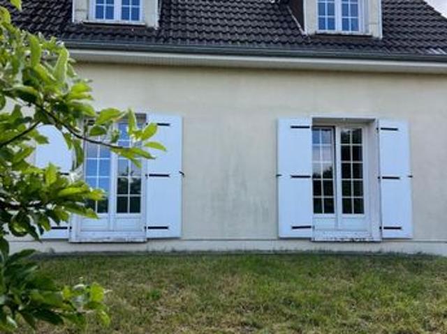 Maison vente à Saint-Quentin, Étreillers