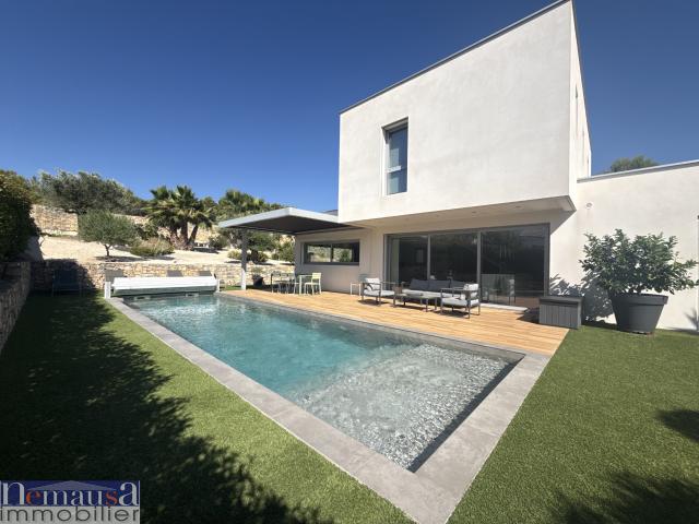 Maison vente à Nîmes, Gard