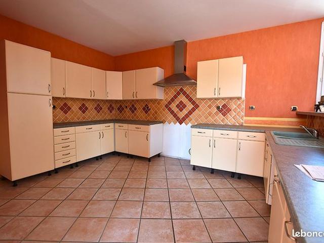 Maison vente à Vichy, Le Mayet-de-montagne