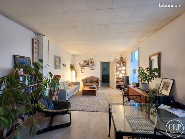 Maison vente à Dreux, Montreuil