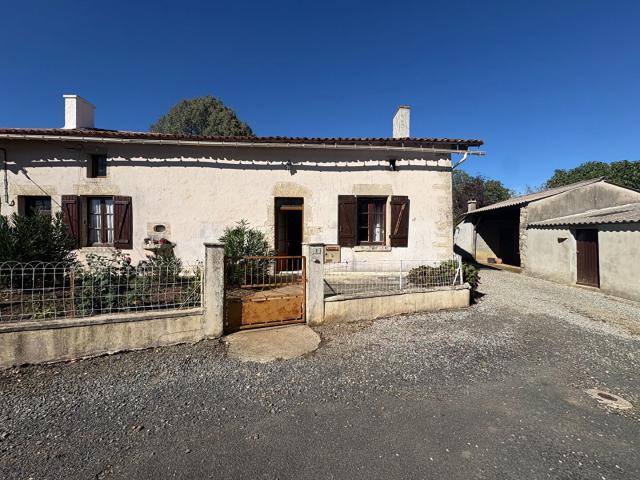 Maison vente à Saint-Léger-de-la-Martinière, Melle