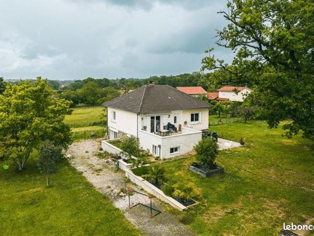 Maison vente à Rochechouart
