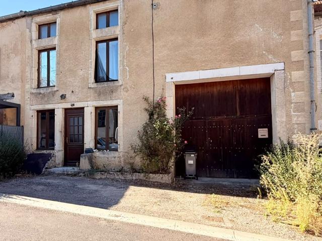 Maison vente à Vitry-lès-Nogent, Haute-Marne