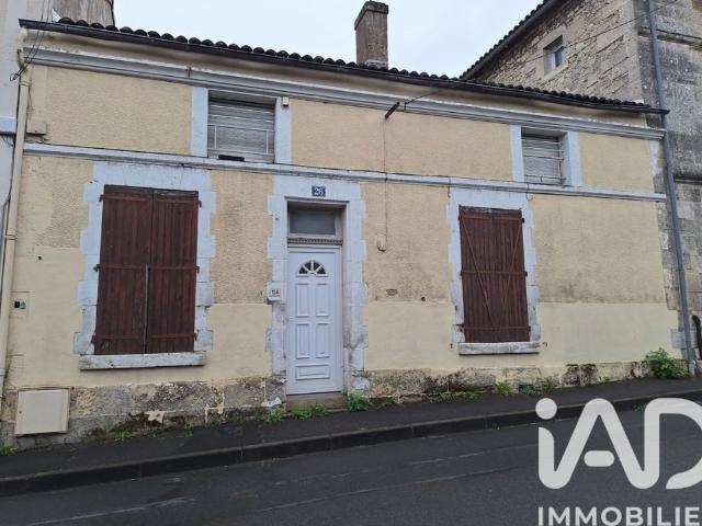 Maison vente à Angoulême, Ruelle-sur-touvre