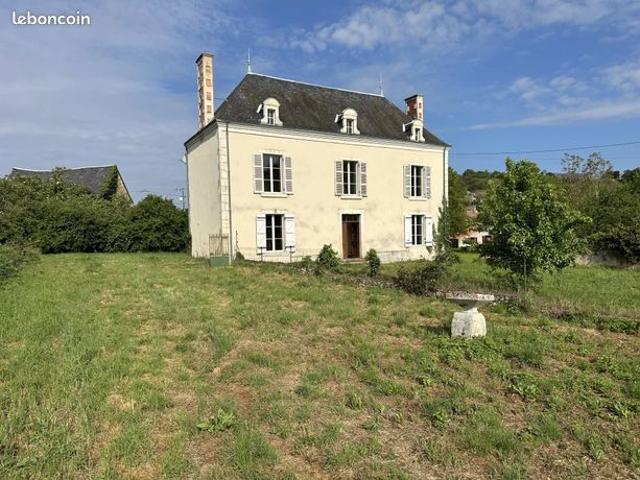 Maison vente à Bressuire, Saint-généroux