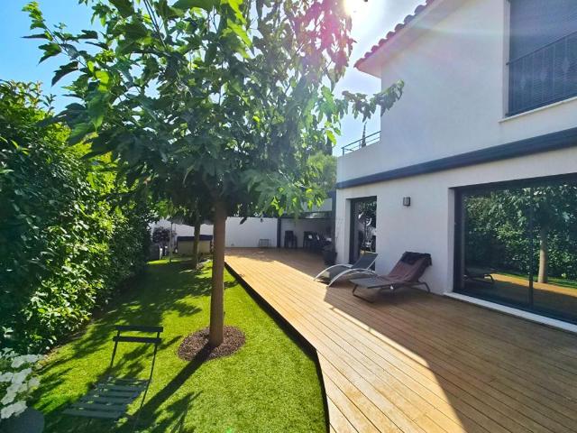 Maison vente à Arrondissement de Toulon, Sanary-sur-mer