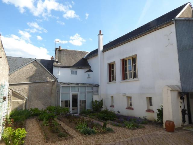 Maison vente à Blois, Avaray