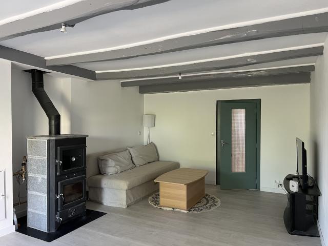 Maison vente à Fontenay-le-Comte, Saint-jean-de-beugné