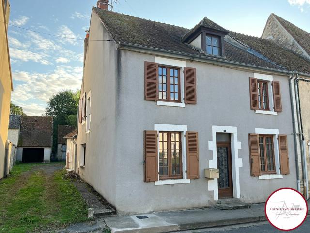 Maison vente à Saint-Amand-Montrond, Sagonne