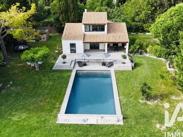 Maison vente à Arles, Saint-etienne-du-grès