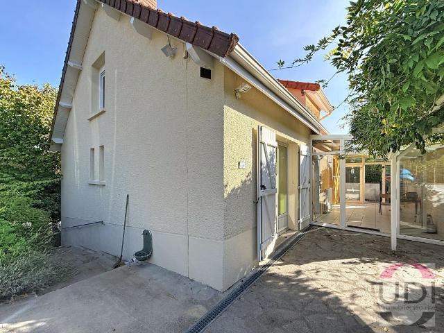Maison vente à La Correspondance, La Saunière