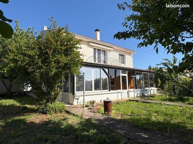 Maison vente à Saintes