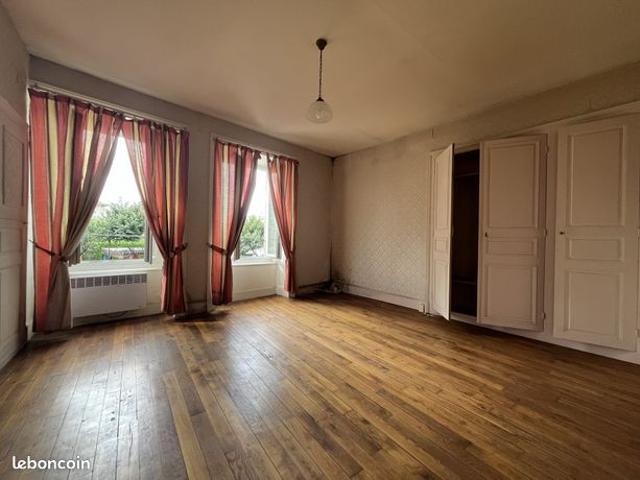Maison vente à Mauriac