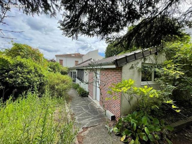 Maison vente à Dreux, Montreuil