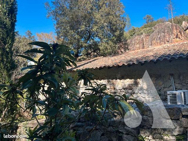 Maison vente à Arrondissement de Draguignan, Callas