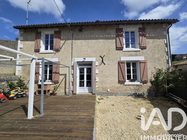Maison vente à Bressuire, Nouvelle-Aquitaine