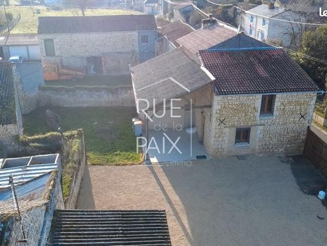 Maison vente à Châtellerault, Les Trois-moutiers