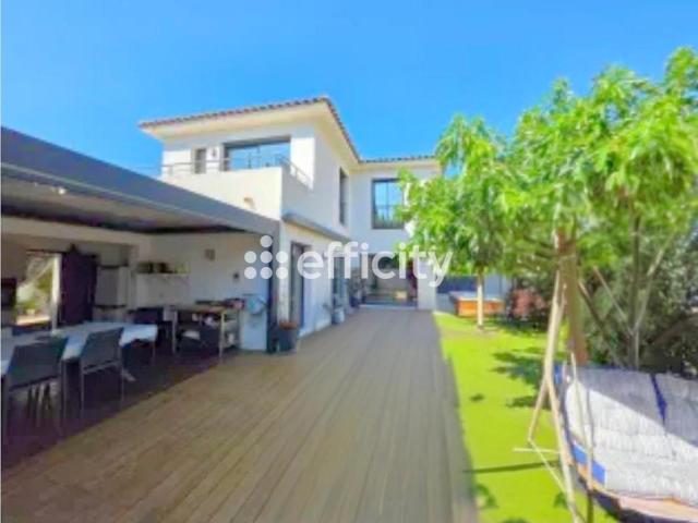 Maison vente à Arrondissement de Toulon, Sanary-sur-mer