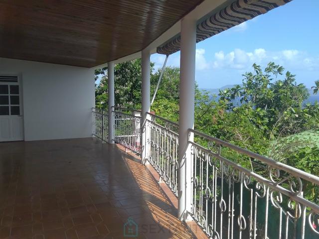 Maison vente à L'Enclos, Martinique