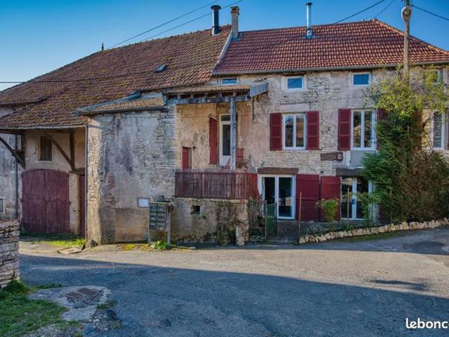 Maison vente à Mâcon, Cruzille