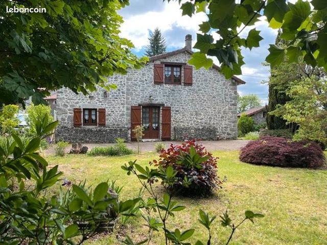 Maison vente à Rochechouart, Marval