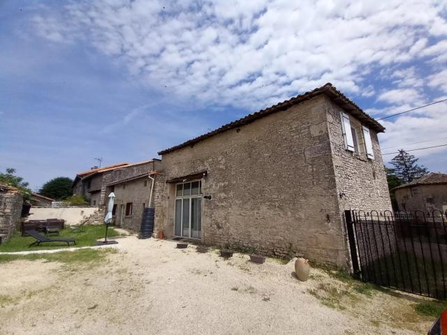 Maison vente à Niort, Sauzé-vaussais